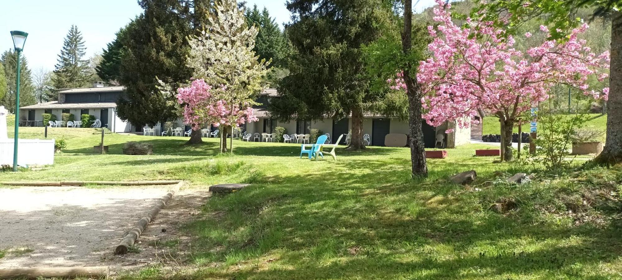 Vvf Haute Loire Saint-Julien-Chapteuil Екстериор снимка