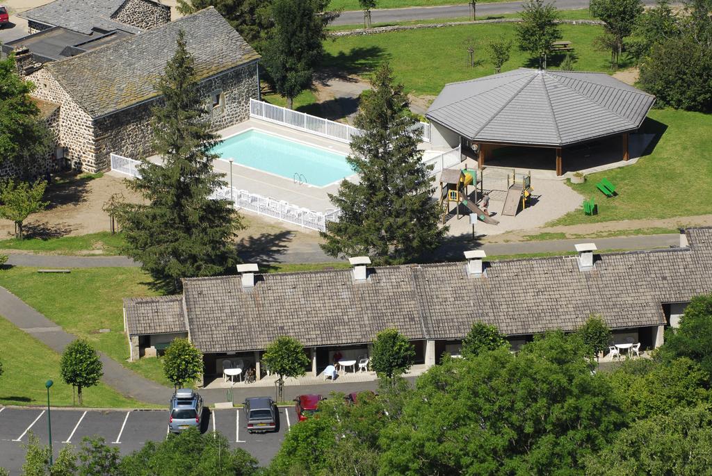 Vvf Haute Loire Saint-Julien-Chapteuil Екстериор снимка