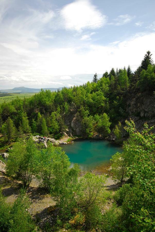 Vvf Haute Loire Saint-Julien-Chapteuil Екстериор снимка